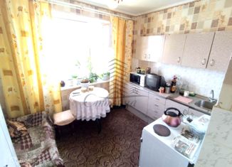 Продается 1-комнатная квартира, 37 м2, Старый Оскол, микрорайон Лесной, 5