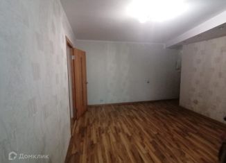 Продажа 2-комнатной квартиры, 44 м2, Абакан, улица Чертыгашева, 81