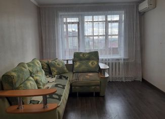 Сдаю 1-комнатную квартиру, 33 м2, Туймазы, улица 70 лет Октября, 9