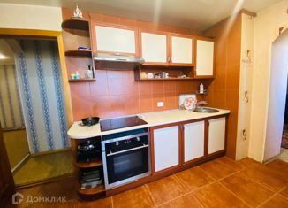 3-ком. квартира на продажу, 83.9 м2, посёлок городского типа Грэсовский, Марсовый переулок, 3