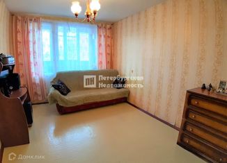 Продам комнату, 78.2 м2, Санкт-Петербург, проспект Художников, 27к1, муниципальный округ № 15