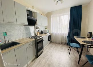 Продается 3-комнатная квартира, 57 м2, рабочий поселок Приволжский, улица Гагарина, 21