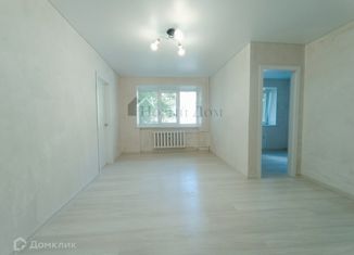 Продаю 2-ком. квартиру, 43.9 м2, Среднеуральск, улица Кирова, 19А