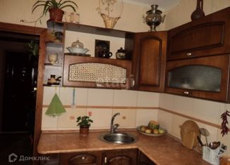 Продам 1-комнатную квартиру, 35 м2, Белгород, улица Есенина, 48