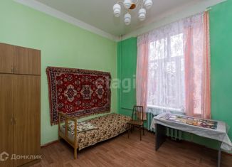 Продаю трехкомнатную квартиру, 97.9 м2, Краснодар, Советская улица, 33