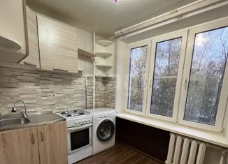 Продажа 2-ком. квартиры, 44.2 м2, Москва, улица Бехтерева, 33, улица Бехтерева