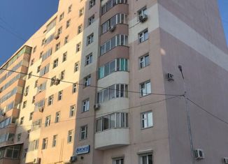 Трехкомнатная квартира на продажу, 135 м2, Саха (Якутия), улица Чехова, 35