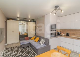 Продам трехкомнатную квартиру, 68 м2, микрорайон Вишнёвая Горка, Олимпийская улица, 1