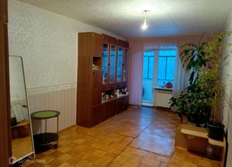 Трехкомнатная квартира на продажу, 61 м2, Челябинск, Российская улица, 59Б