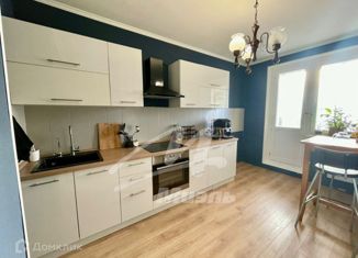Продажа 3-комнатной квартиры, 82.1 м2, Москва, улица Маршала Савицкого, 4к2, улица Маршала Савицкого