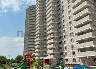 Продажа 2-комнатной квартиры, 68.7 м2, Калуга, Солнечный бульвар, 18