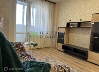 Однокомнатная квартира в аренду, 35 м2, Киров, улица Архитектора Валерия Зянкина, 11к1