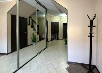 Продаю дом, 191.1 м2, посёлок городского типа Пойковский, Солнечная улица, 18Б