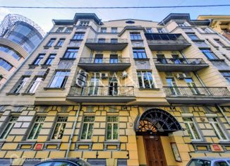 Продаю трехкомнатную квартиру, 109 м2, Москва, Малый Лёвшинский переулок, 7с1, метро Парк культуры