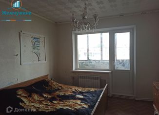 Продаю 4-комнатную квартиру, 83 м2, поселок городского типа Новая Майна, улица Микрорайон, 28