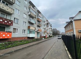 2-ком. квартира на продажу, 54 м2, город Светлый, Луговая улица, 2
