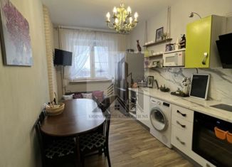 Продается 3-комнатная квартира, 80 м2, Ленинградская область, Флотская улица, 9