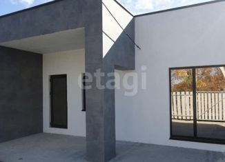 Продаю дом, 131 м2, поселок городского типа Новосемейкино, Садовая улица, 105