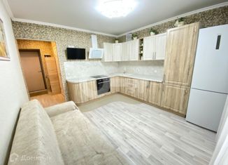 Продам 1-ком. квартиру, 45 м2, Казань, улица Кул Гали, 36