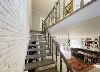 Продаю таунхаус, 180 м2, посёлок городского типа Яблоновский, улица Чапаева