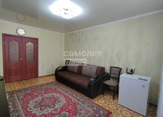 Продается двухкомнатная квартира, 51.7 м2, Астрахань, улица Аксакова, 12к1, Ленинский район