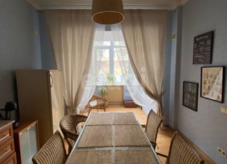Продается трехкомнатная квартира, 111.5 м2, Татарстан, улица Журналистов, 6