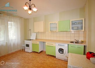 Продам 1-ком. квартиру, 47.1 м2, Димитровград, Братская улица, 19