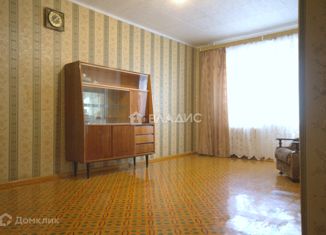 Продается 2-комнатная квартира, 46.4 м2, Балаково, Заречная улица, 7