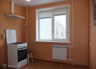 Продается двухкомнатная квартира, 57 м2, Смоленск, улица Рыленкова, 89