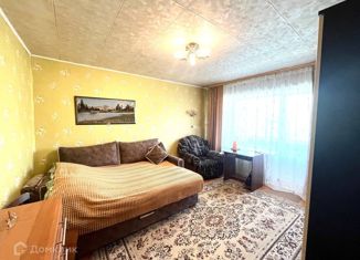 Продается двухкомнатная квартира, 49.7 м2, Топки, улица Петровского, 244