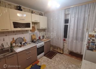 Продается двухкомнатная квартира, 49.4 м2, поселок городского типа Семибратово, Красноборская улица, 5