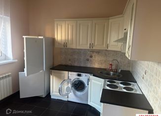 Продам однокомнатную квартиру, 50 м2, Краснодар, улица Ивана Рослого, 2/1, улица Ивана Рослого