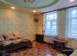 Продается однокомнатная квартира, 29.9 м2, Канаш, проспект Ленина, 77