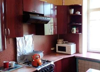 Продается трехкомнатная квартира, 78.5 м2, Москва, улица Маршала Неделина, 40, станция Рабочий Посёлок