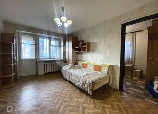 Продам 3-ком. квартиру, 52.4 м2, Татарстан, Светлая улица, 30