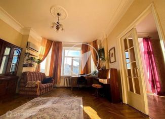 Продается 2-комнатная квартира, 70 м2, Москва, Беговая улица, 15, метро Динамо