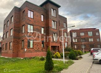 Продам 1-ком. квартиру, 42 м2, поселок Невское, Петропавловская улица, 9