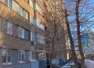 Продается двухкомнатная квартира, 48.9 м2, Оренбургская область, улица Чкалова, 28