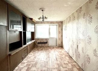 Продается 2-ком. квартира, 48 м2, поселок городского типа Зеленогорский, Центральная улица, 17