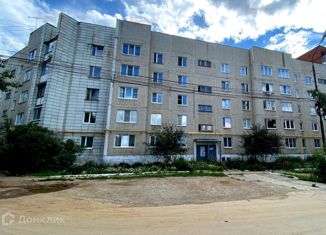 Продается 4-комнатная квартира, 140 м2, Берёзовский, улица Загвозкина, 10