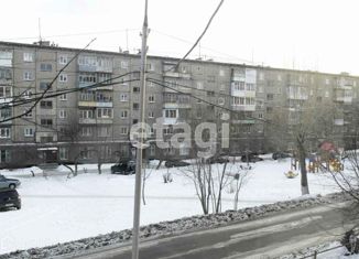 Продается 2-ком. квартира, 41.5 м2, Нижний Тагил, улица Аганичева, 12