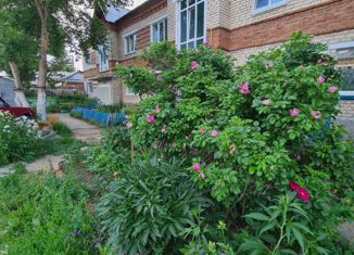 Продам 2-комнатную квартиру, 42.3 м2, Арамиль, улица Декабристов