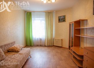 Продается 2-комнатная квартира, 55.2 м2, Тюменская область, Омская улица, 28