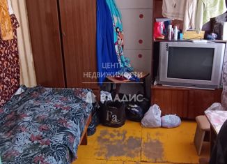 Продажа 3-комнатной квартиры, 47.3 м2, Арсеньев, улица Жуковского, 11