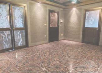 Продаю 4-комнатную квартиру, 130.7 м2, Находка, улица Чехова, 12