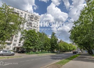 Продажа 3-ком. квартиры, 65 м2, Москва, улица Короленко, 9к1, район Сокольники