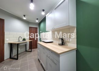 Продаю 1-комнатную квартиру, 28 м2, Москва, улица Маршала Савицкого, 32к1, улица Маршала Савицкого