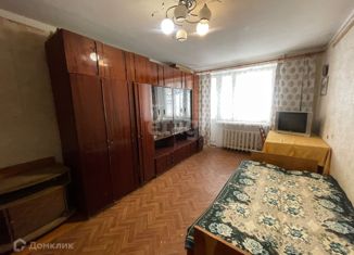 Сдам 1-комнатную квартиру, 35 м2, Крым, улица 1-й Конной Армии, 17