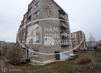 1-ком. квартира на продажу, 27 м2, Кудымкар, улица 50 лет Октября, 27