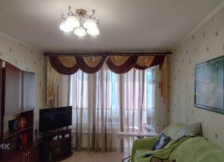 Продается 3-комнатная квартира, 73.7 м2, посёлок городского типа Черноморское, улица Димитрова, 10Б